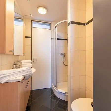 Liebevoll Eingerichtetes דירה